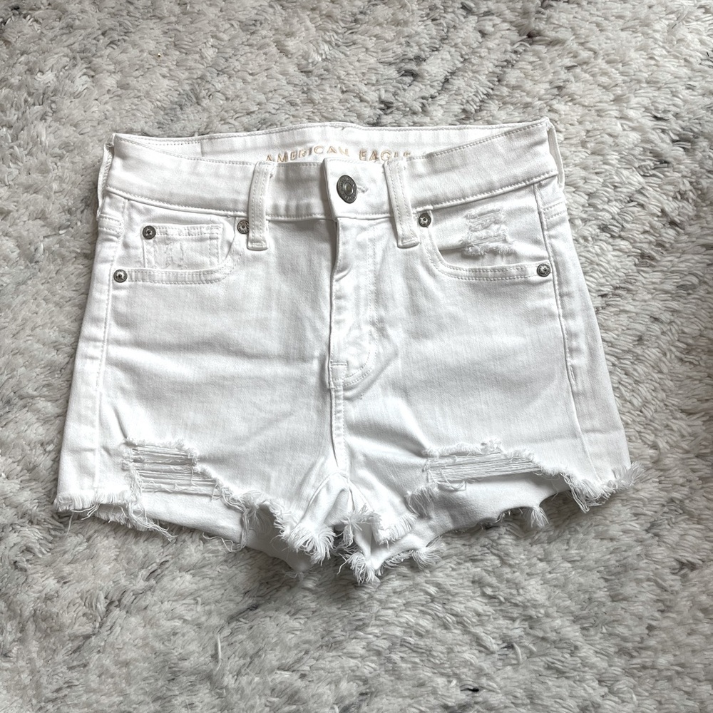 American Eagle | High Rise White Denim Short